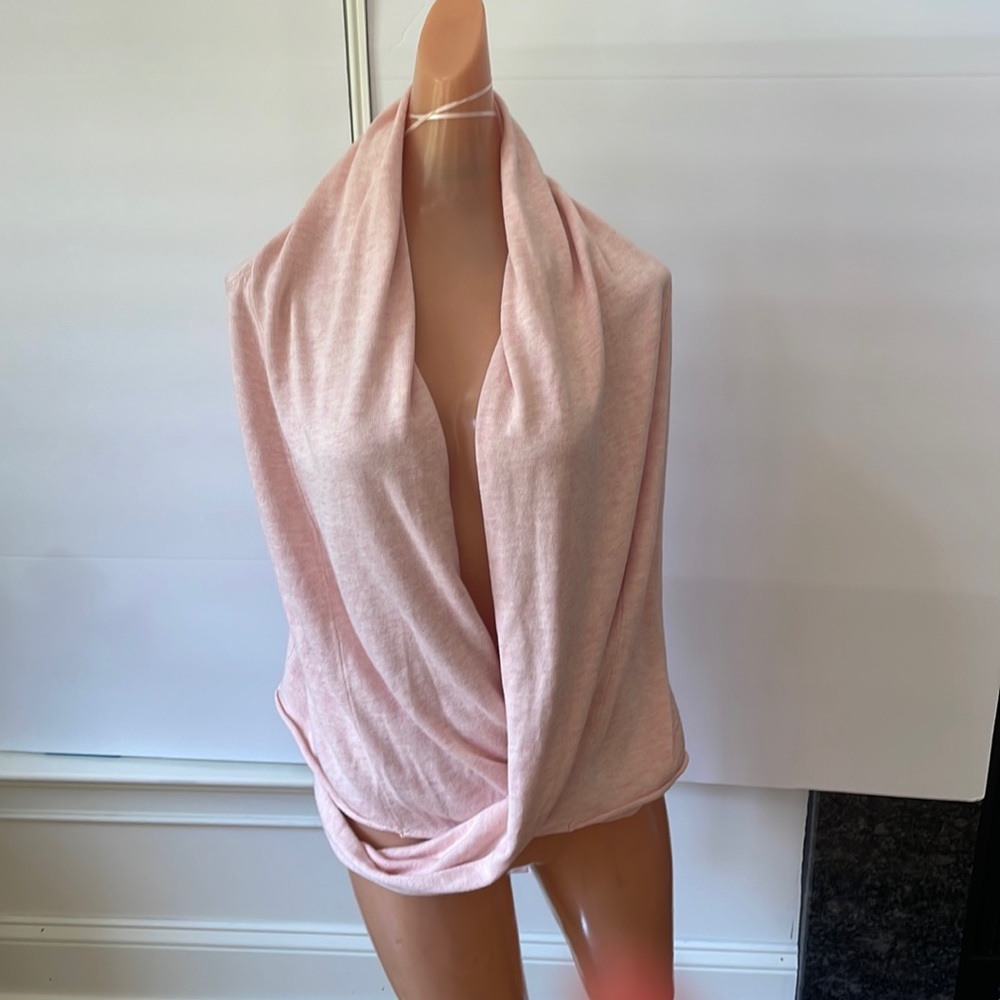 NWTO CALIA EFFORTLESS BALLET WRAP SWEATER. PINK DARLING HEATHER. Size Med